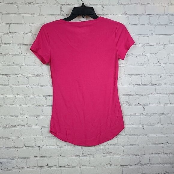 NoBo (XS/1) Hot Pink V-Neck Short Sleeve Solid Tee T-Shirt Juniors Stretchy Top - Picture 4 of 4